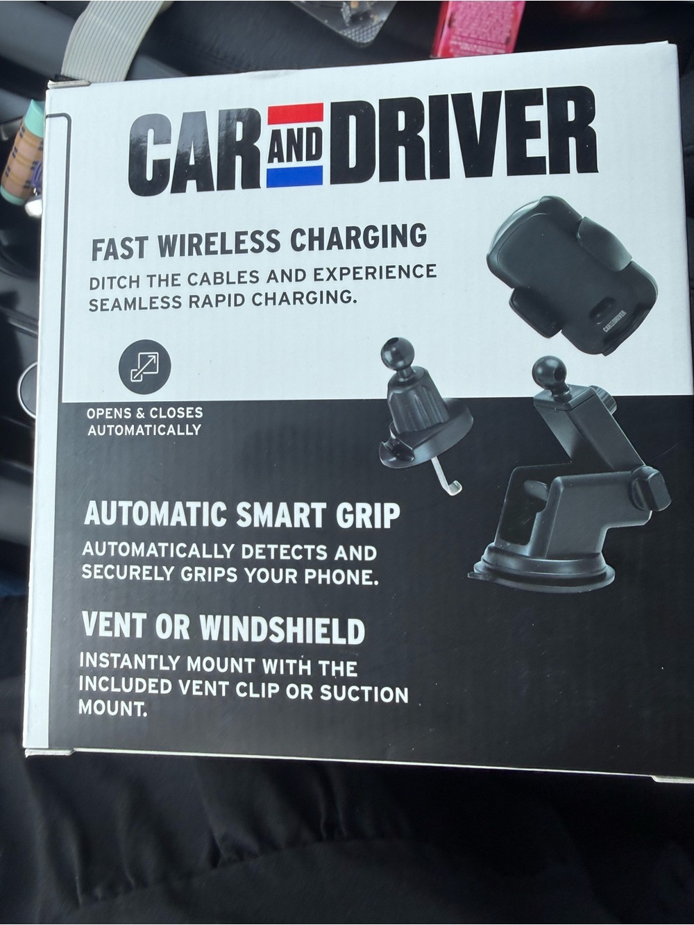 Fast Wireless Charging Automatic Smart Grip Car Mount - Black